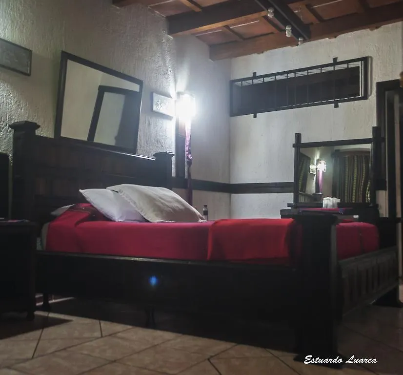 Hotel Santa Ana Antigua