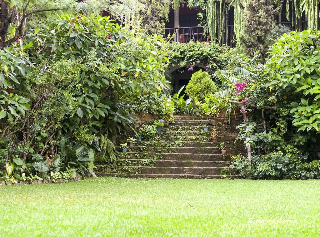 Hotel Santa Ana Antigua