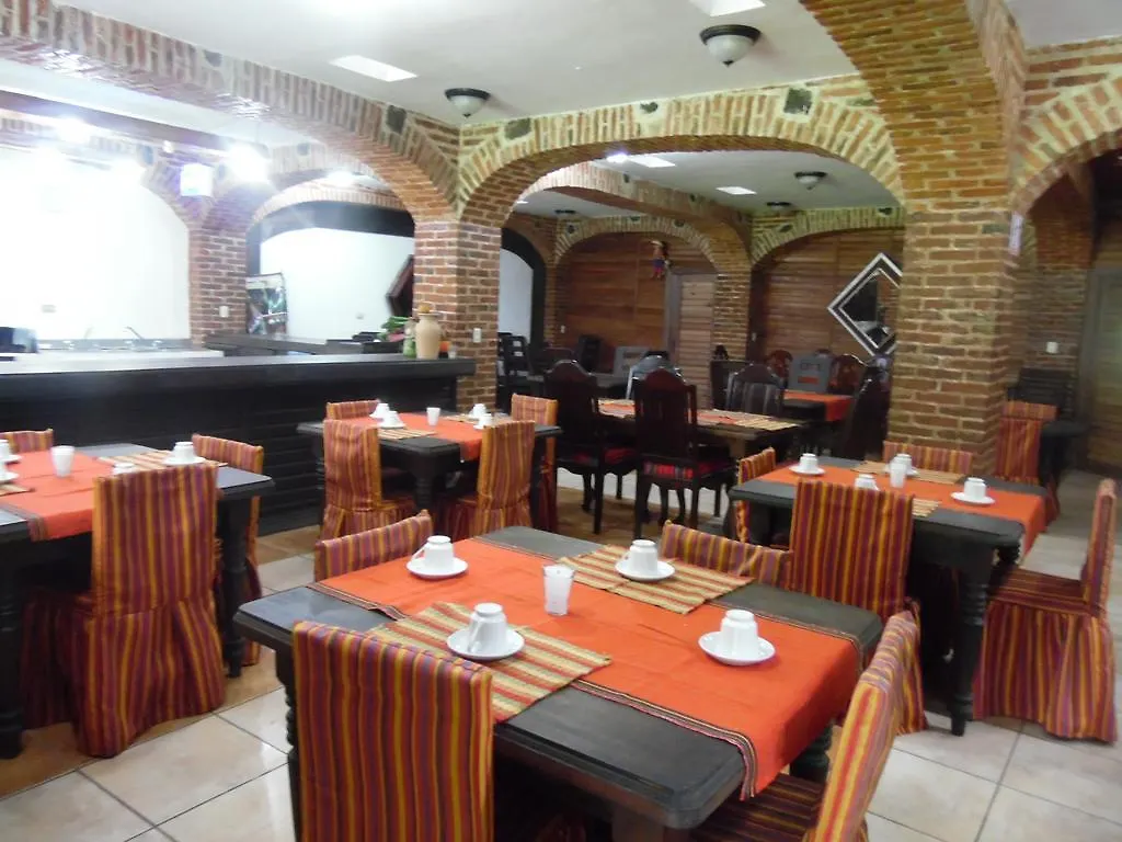Hotel Santa Ana Antigua