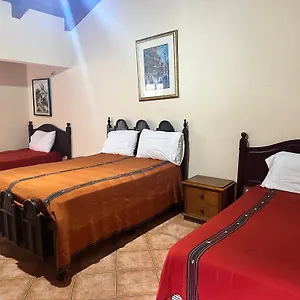 Otel Don Valentino, Antigua